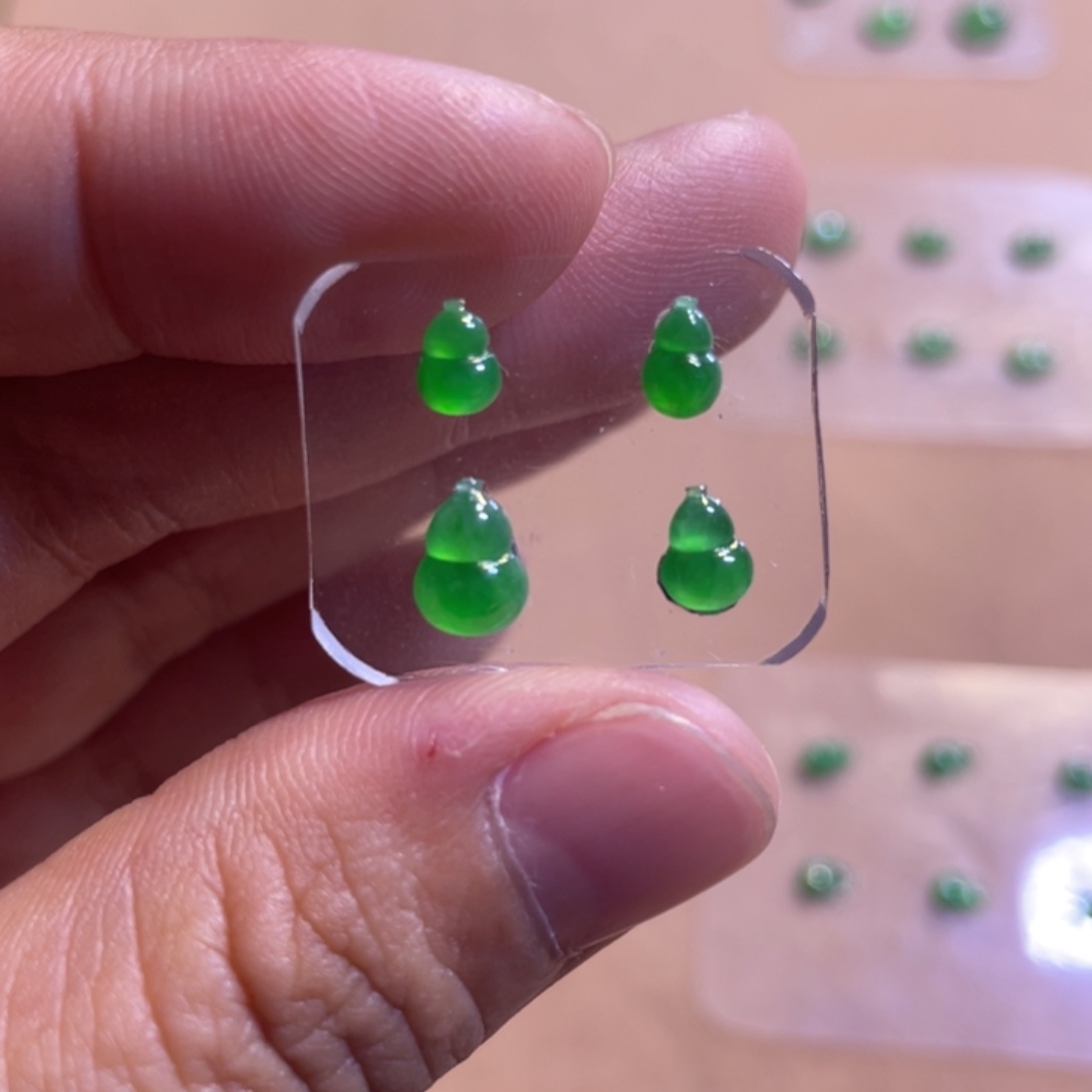 定制翡翠未镶嵌葫芦