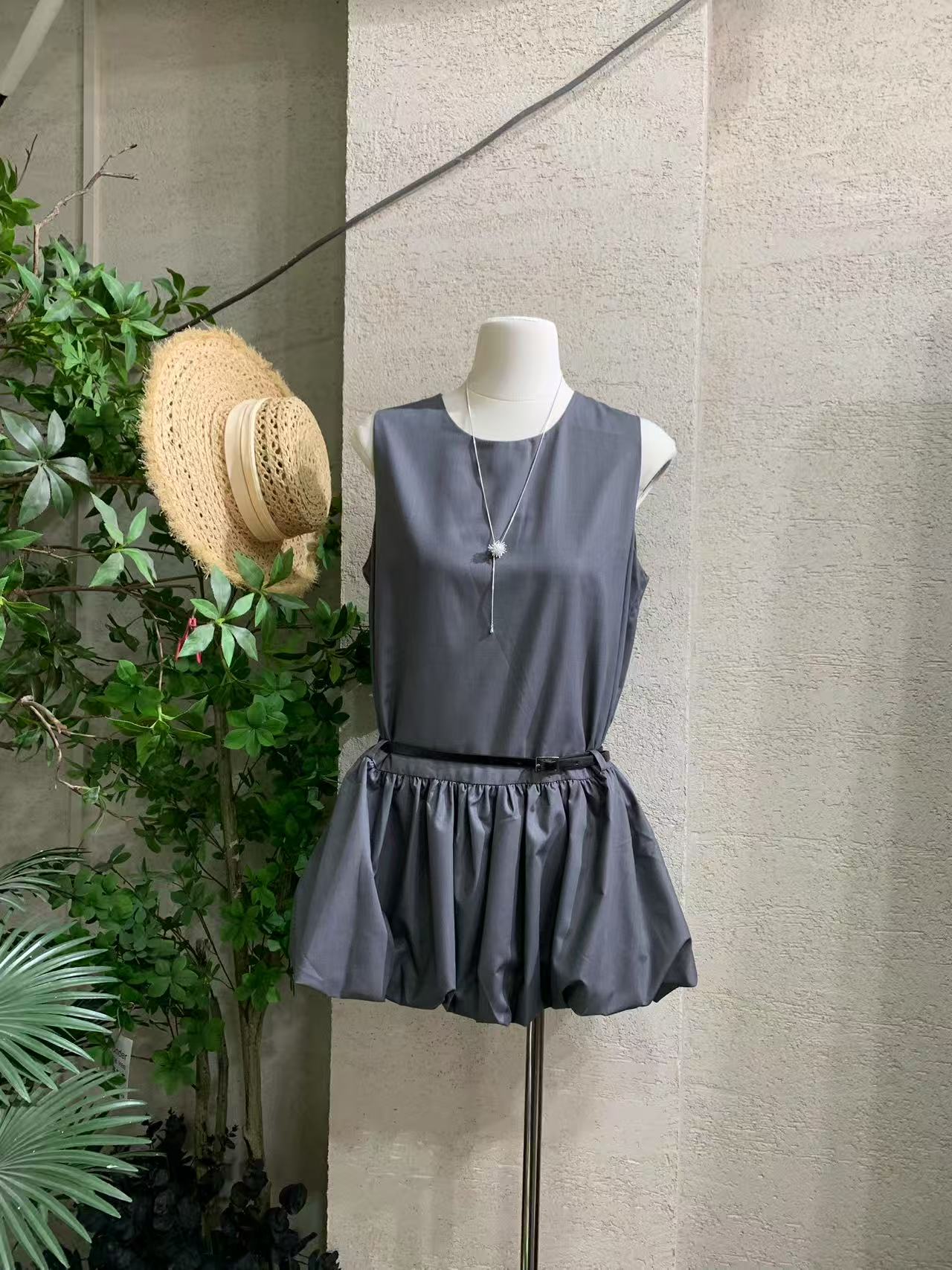 『雨美 Show』5001腰带蛋糕背心裙灰色