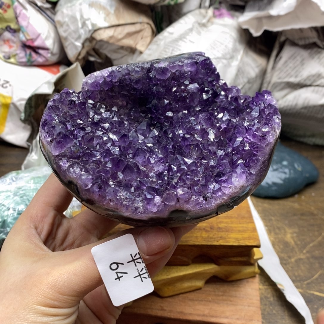 紫晶乌拉圭未镶嵌