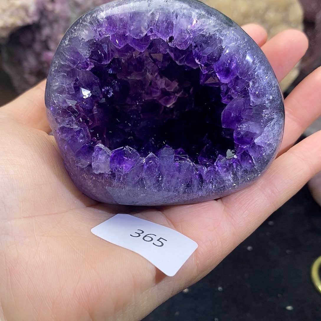 未镶嵌紫晶大型摆件（非配饰）