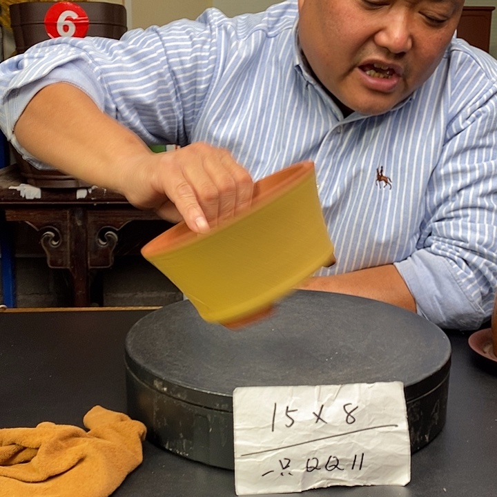 紫砂花盆货号一只QQ11