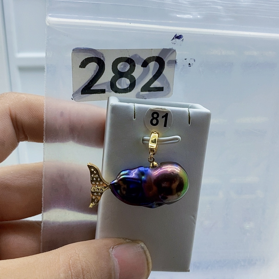 淡水珍珠颈饰合金