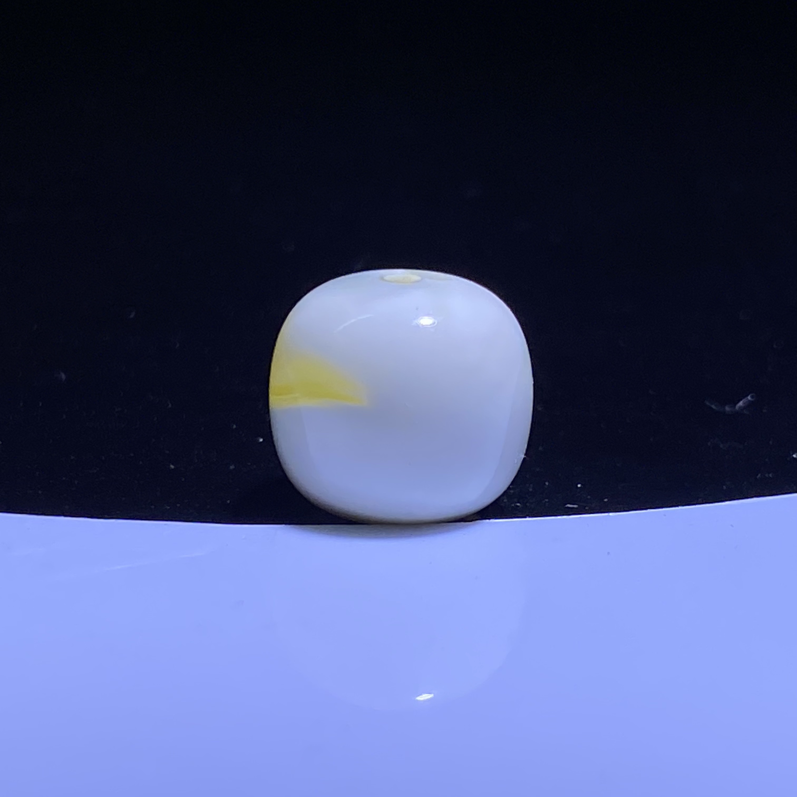 琥珀蜜蜡金漆白溶洞蜜蜡高品老型单珠10.6mm