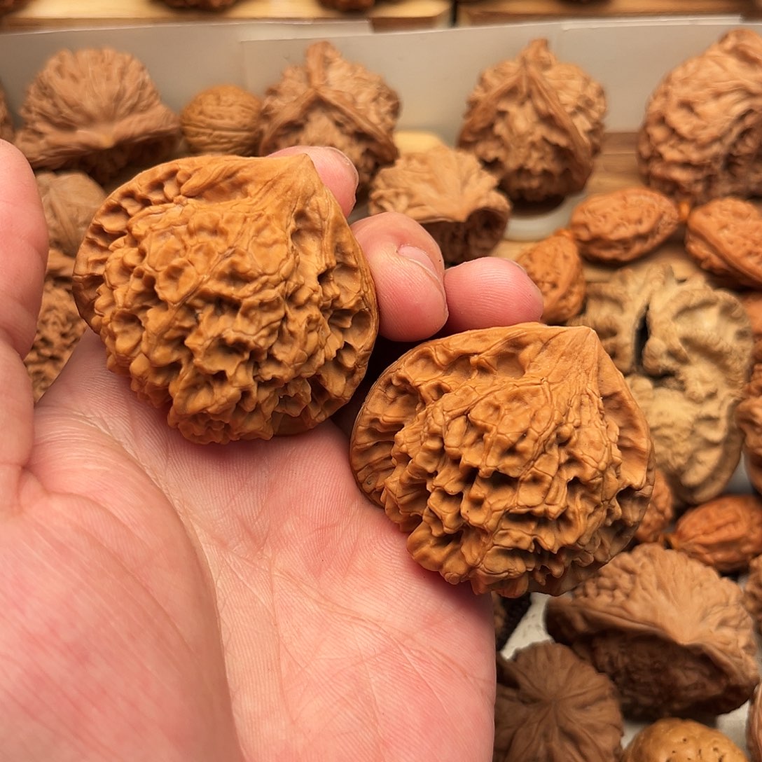 笔***河文玩核桃吊坠官帽