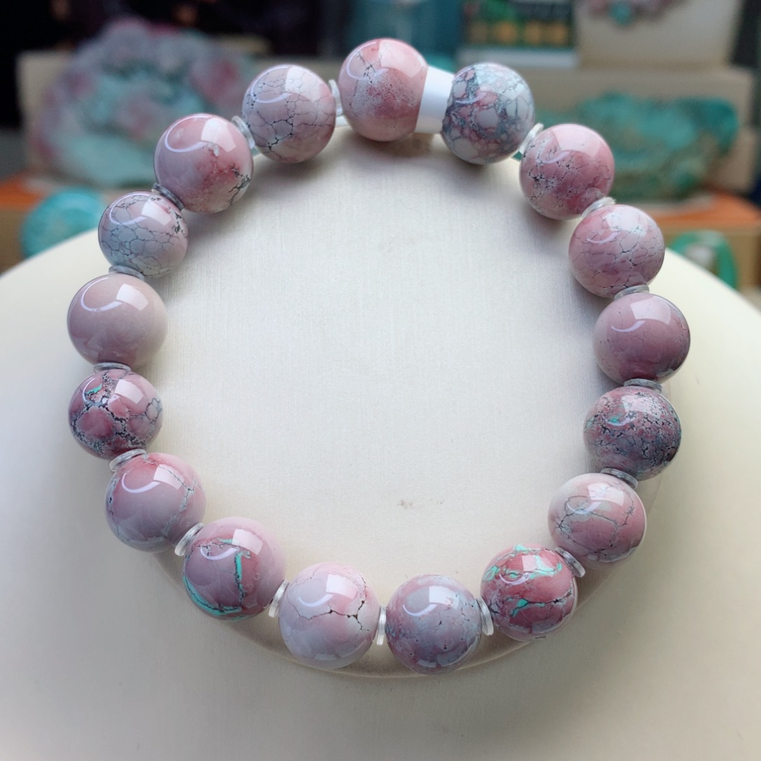 绿松石颈饰未镶嵌