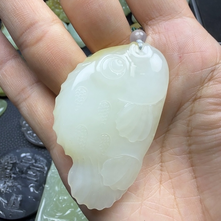颈饰未镶嵌和田玉