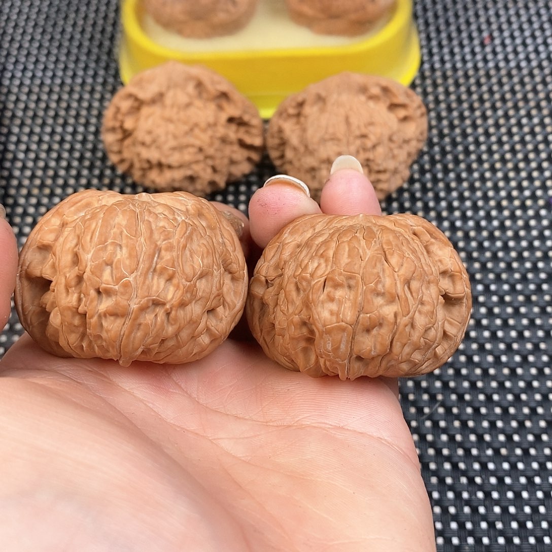 文玩核桃把件44尺正磨全品