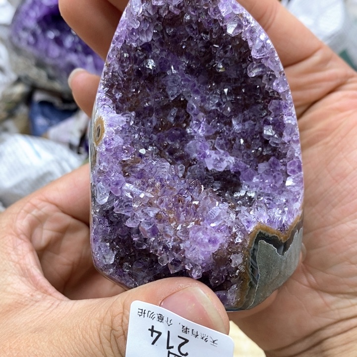 未镶嵌水晶大型摆件（非配饰）