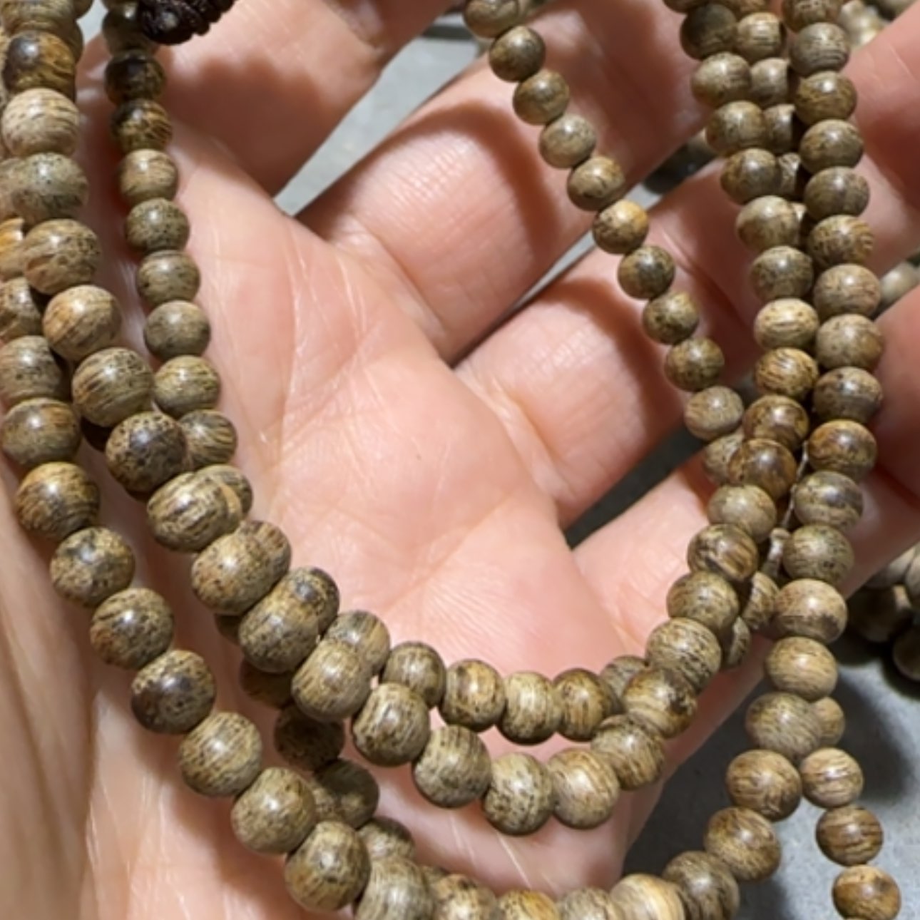 【闪购商品】沉香手串王*木柬埔寨4m手串