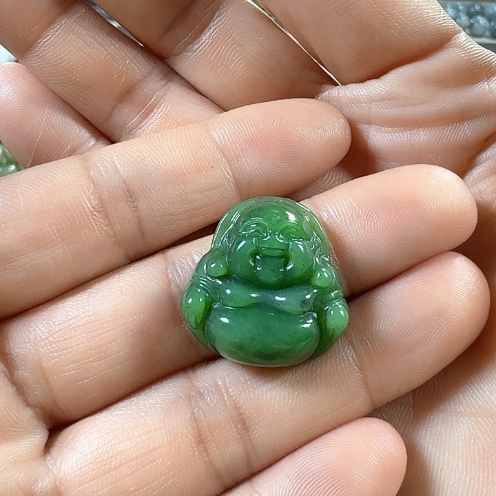 和田玉（碧玉）颈饰未镶嵌好*鱼