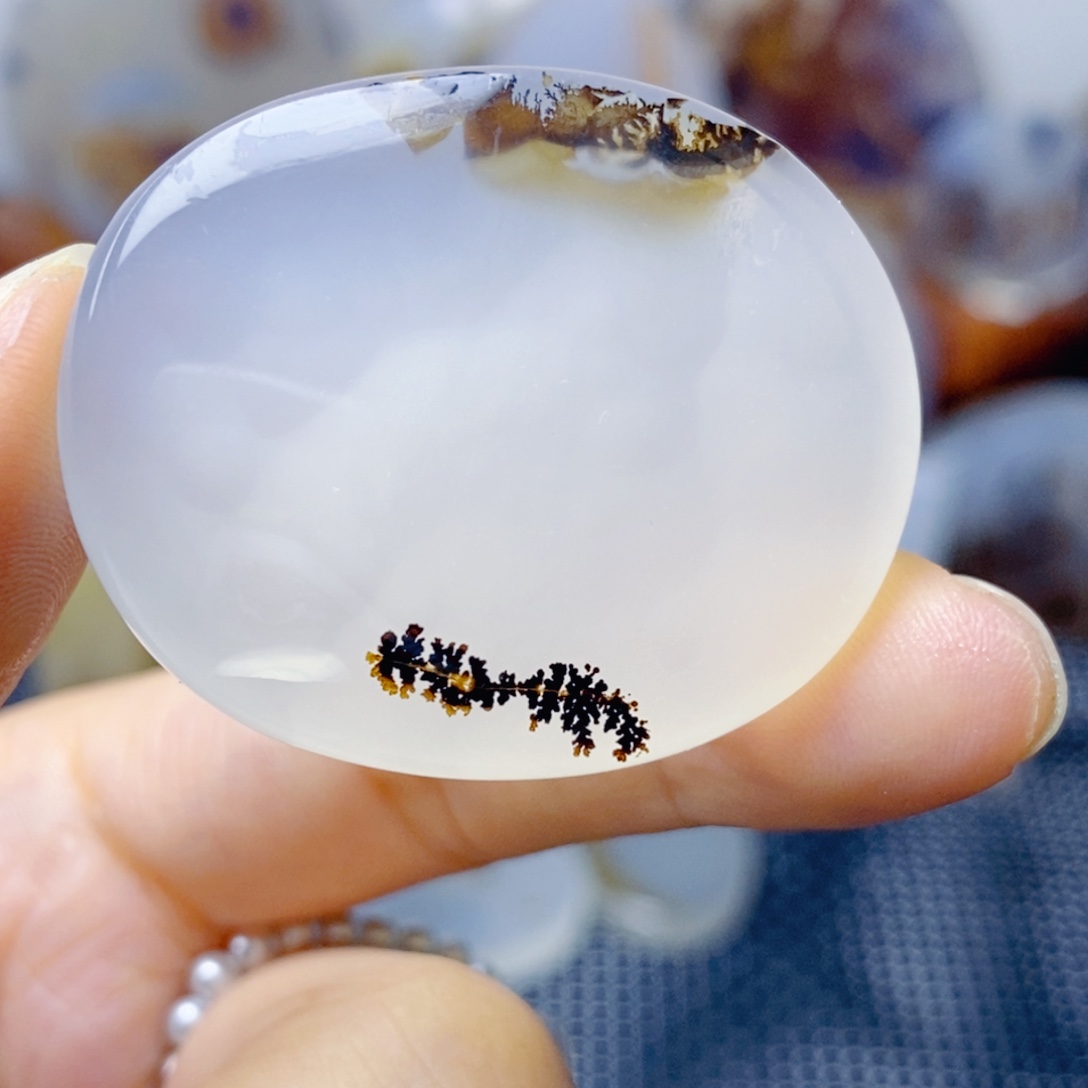 玛瑙/玉髓未镶嵌珠宝奇石