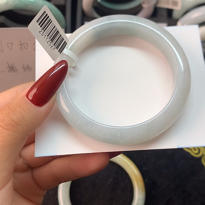 翡翠未镶嵌手镯缅甸a货翡翠手镯