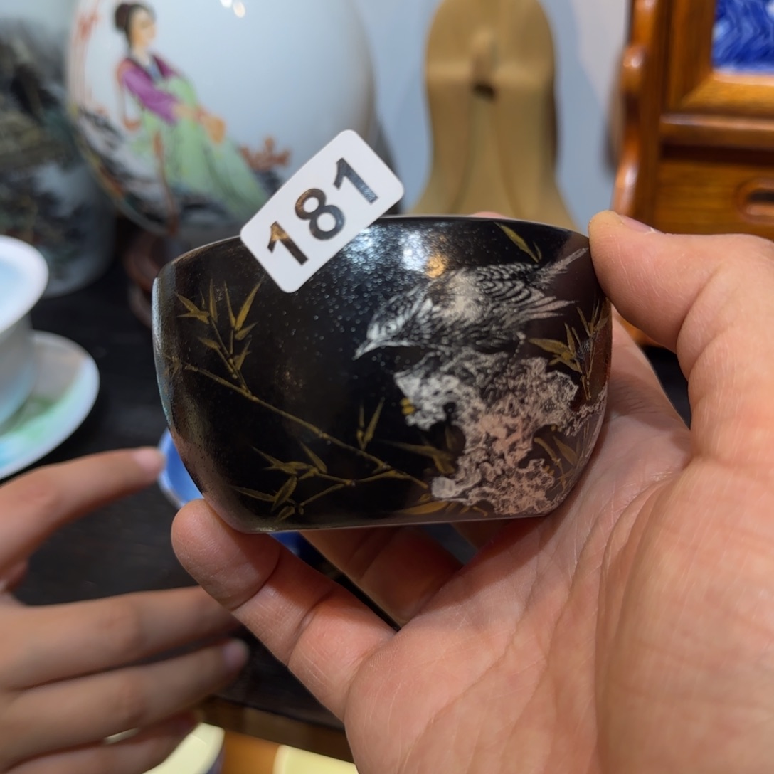 三位省大的联合精品