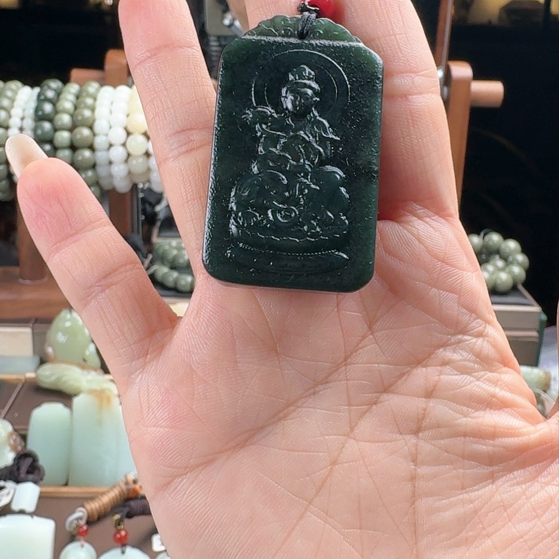 和田玉（糖玉）手链未镶嵌普贤菩萨