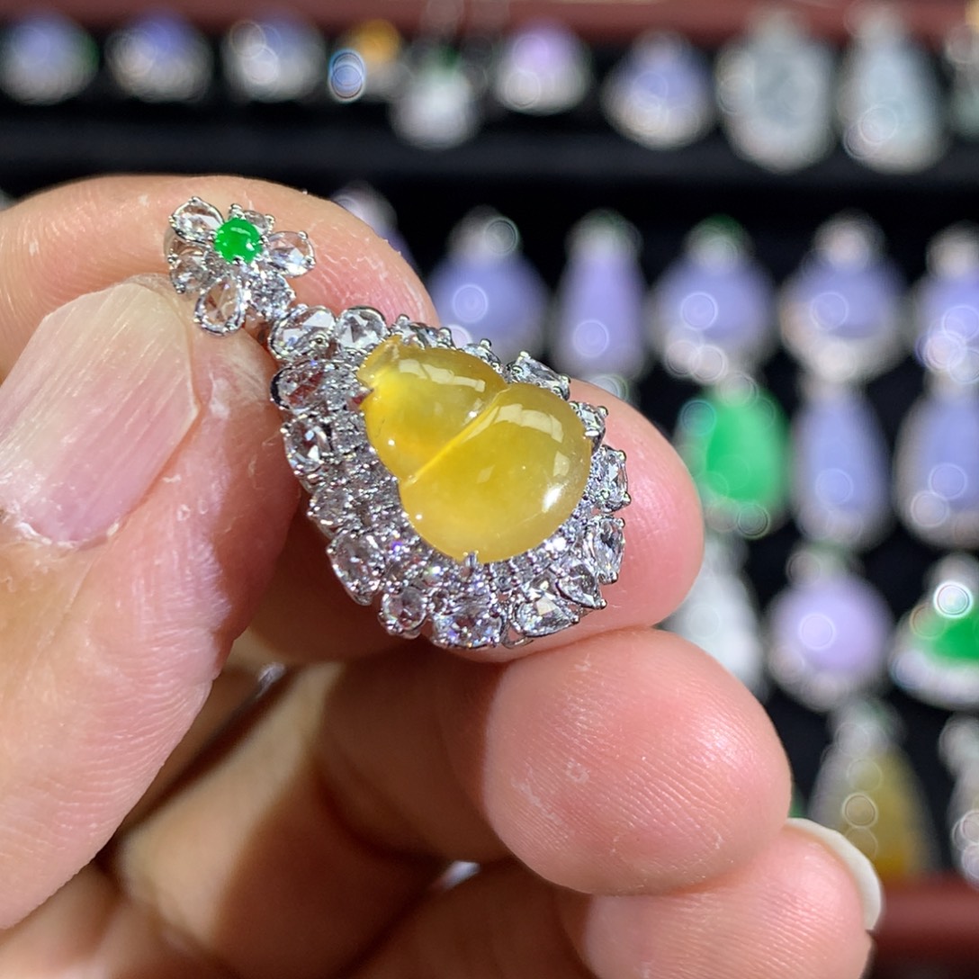 翡翠18K金镶嵌吊坠(不含链)