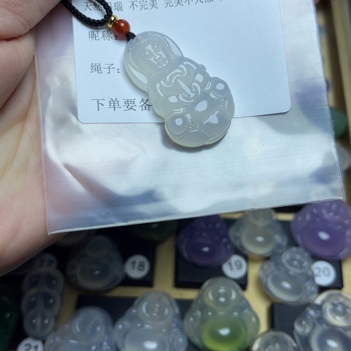 玛瑙/玉髓颈饰未镶嵌g****j