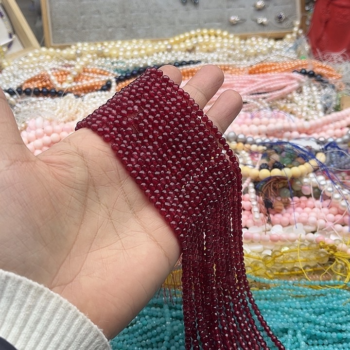 玛瑙/玉髓珠宝半成品未镶嵌一条4mm红宝刻面