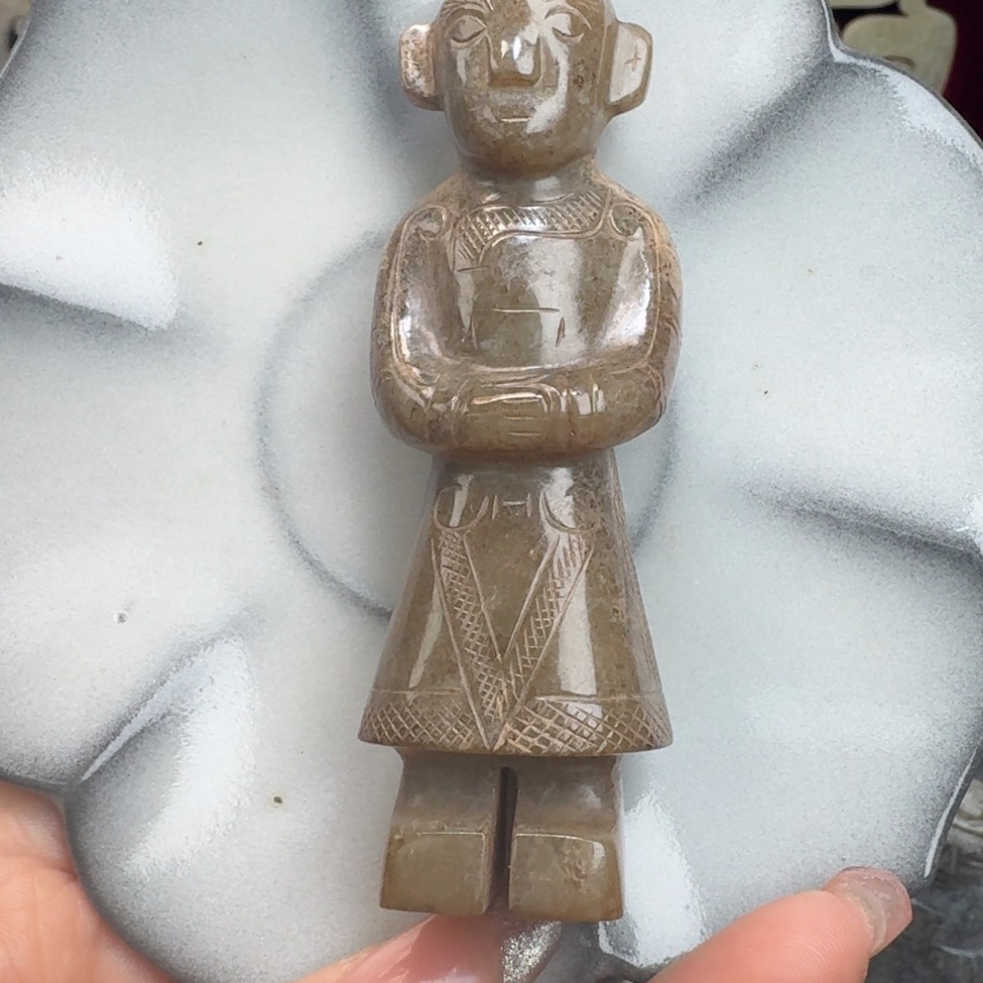 摆件陶明*佩戴瓷器的