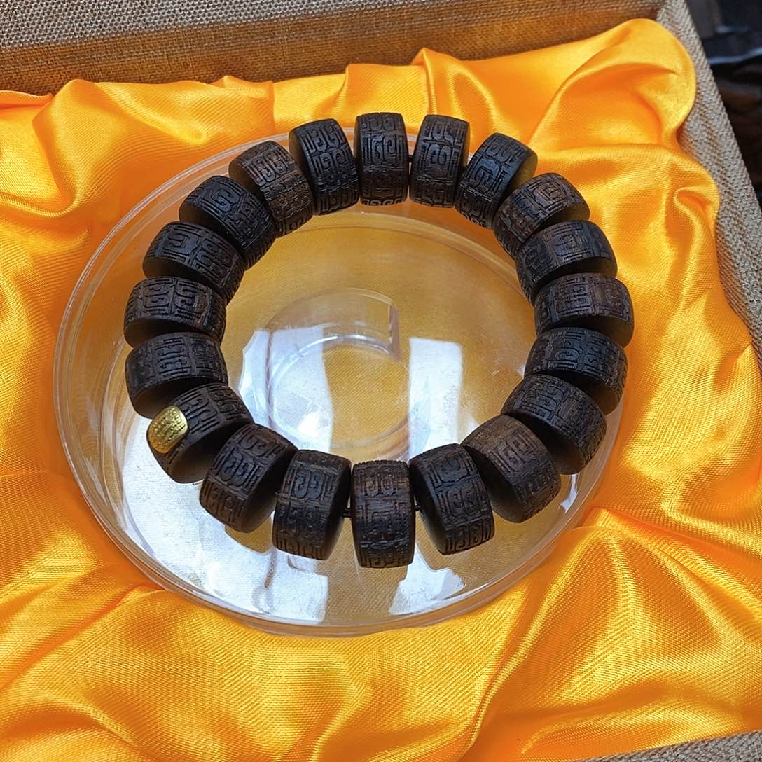 滴血莲花菩提吊坠