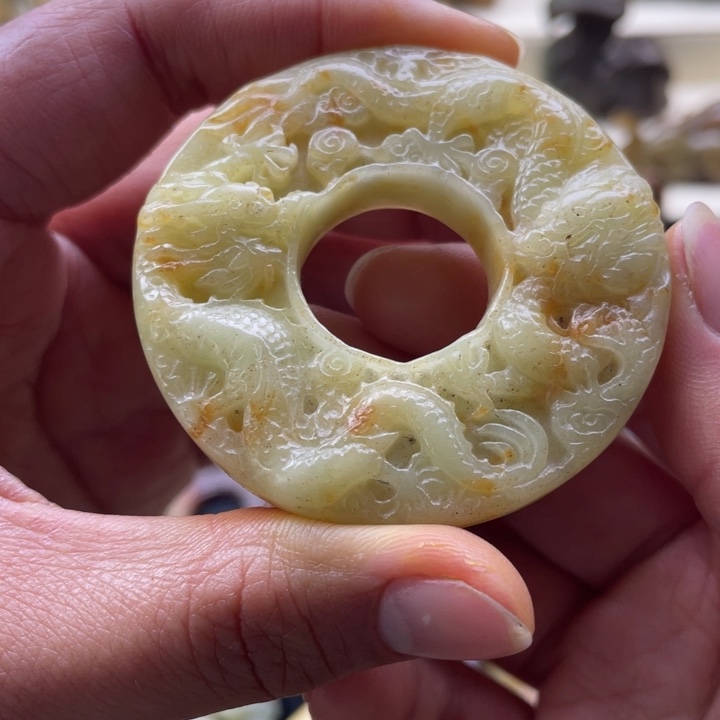 蛇纹石玉颈饰未镶嵌20