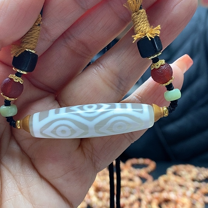 玛瑙/玉髓颈饰合金