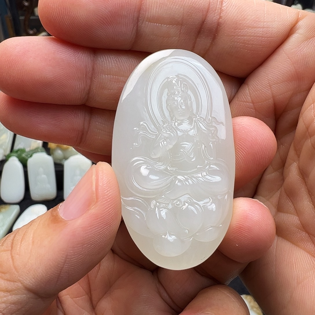 和田玉未镶嵌颈饰