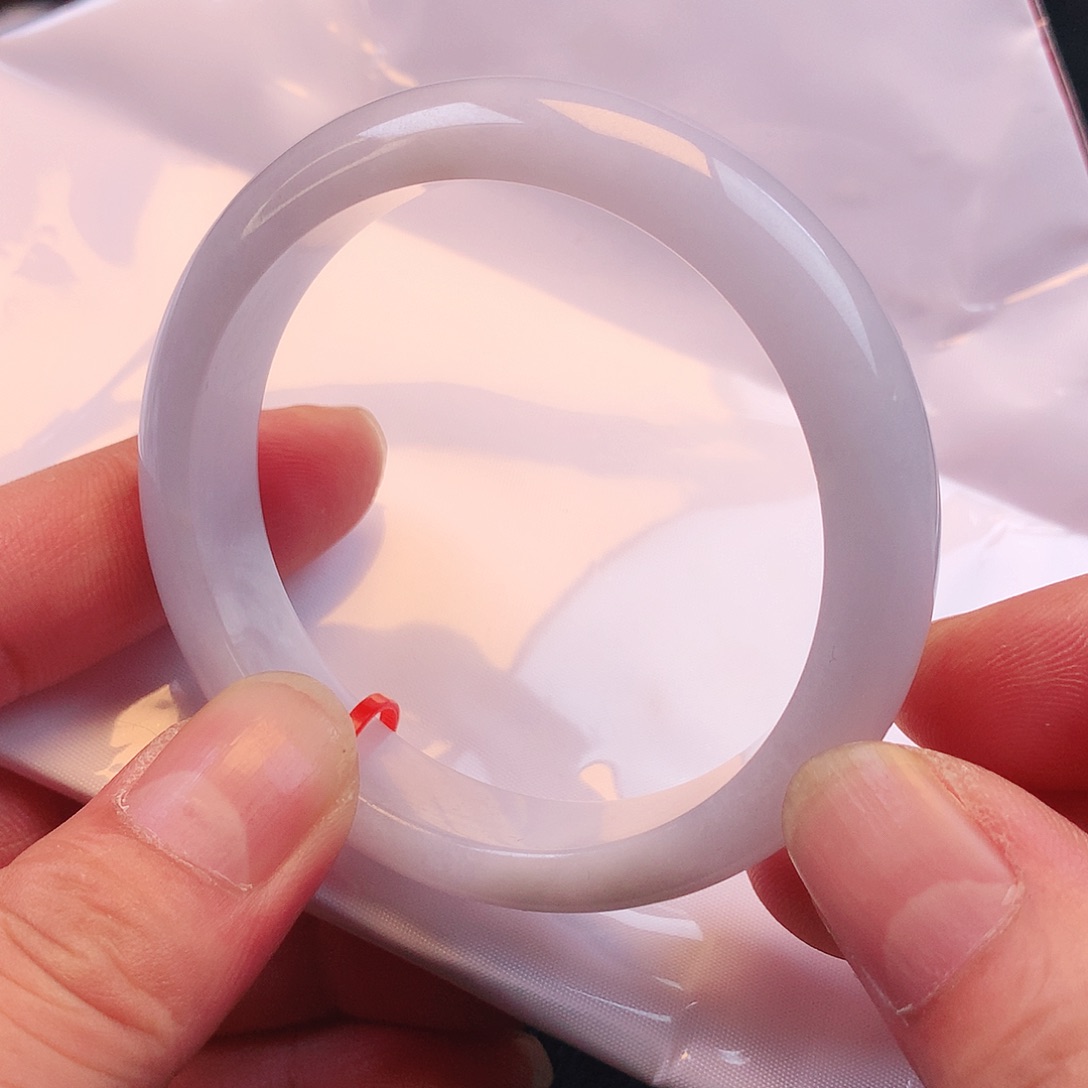 翡翠手镯未镶嵌8333，bnnnn