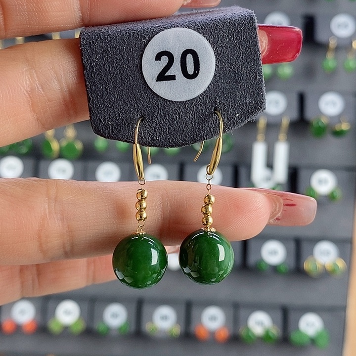 和田玉耳饰18K金镶嵌