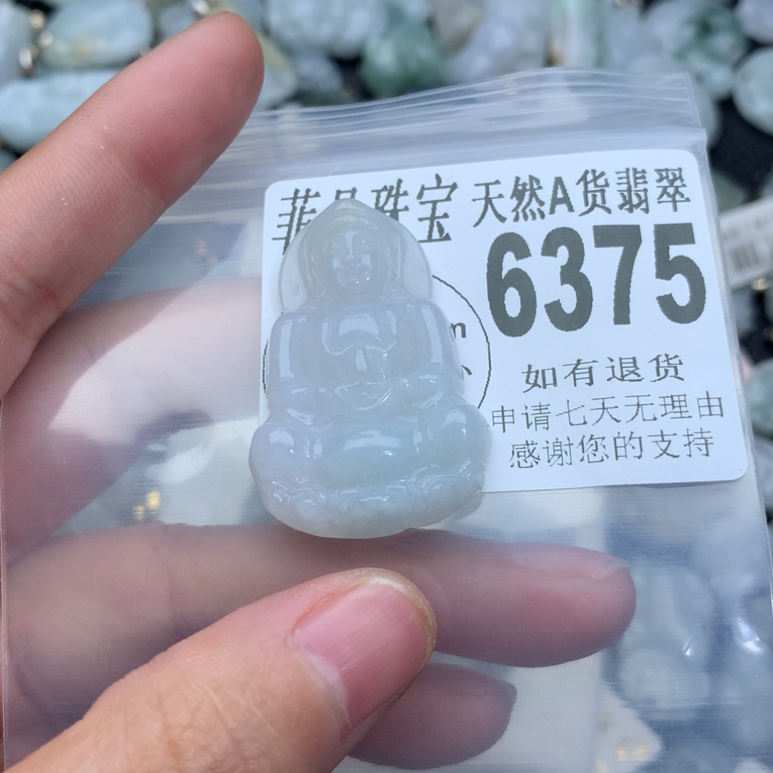 翡翠颈饰未镶嵌6375。