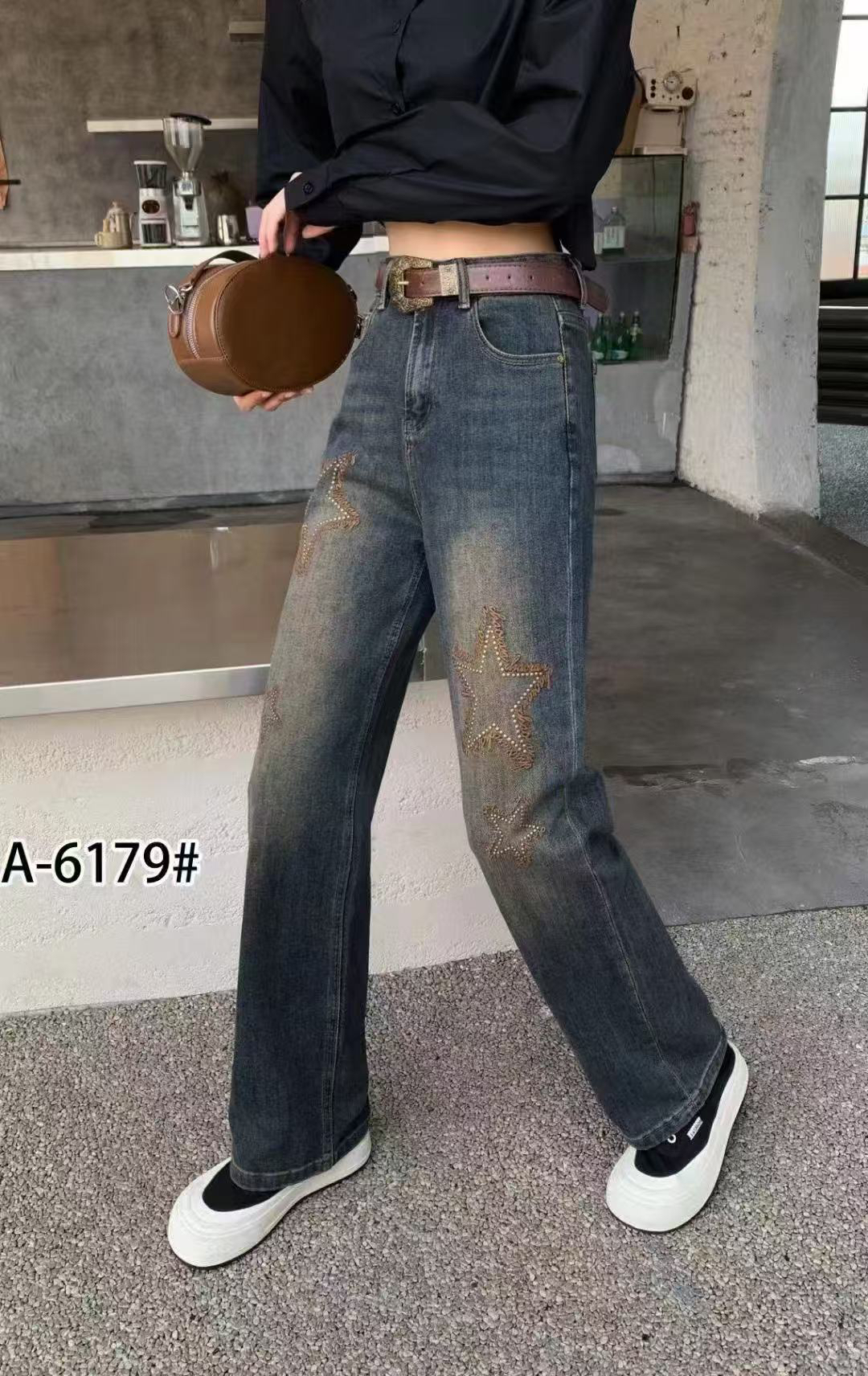 *玉香阁*水洗牛仔裤*直筒修身*时尚大气*