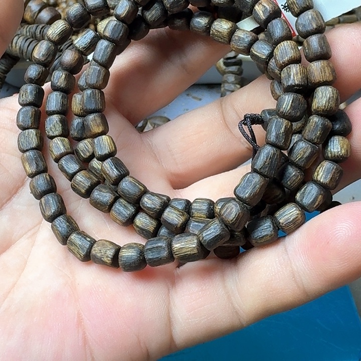 沉香手串玉*?张勺子手串16克加