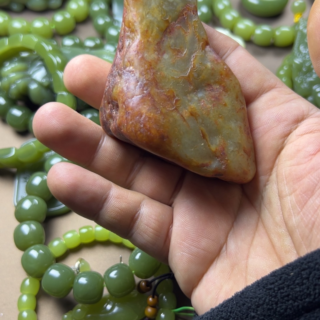 追***风岫岩老玉（透闪石质玉）未镶嵌挂件