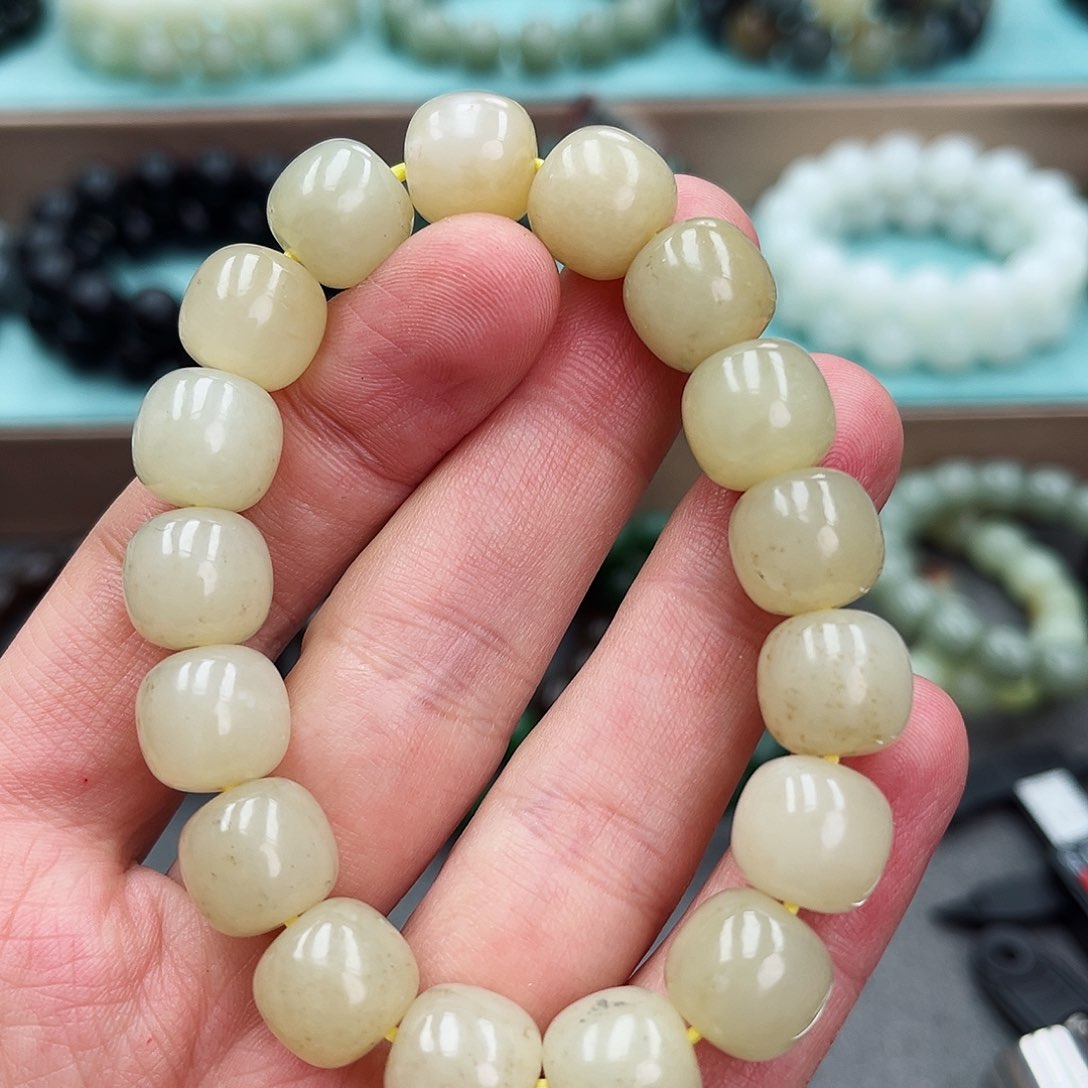 和田玉手链未镶嵌