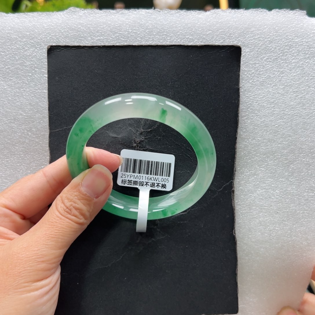 石英质玉手镯未镶嵌➕佳佳565758