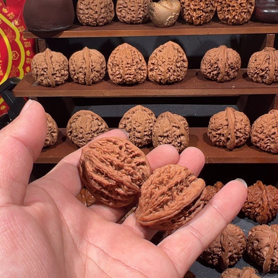 夜***雨文玩核桃吊坠麦穗虎头38全品咯