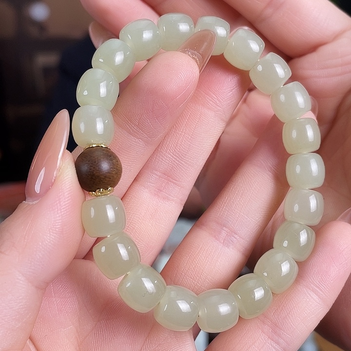 和田玉未镶嵌颈饰定制发货