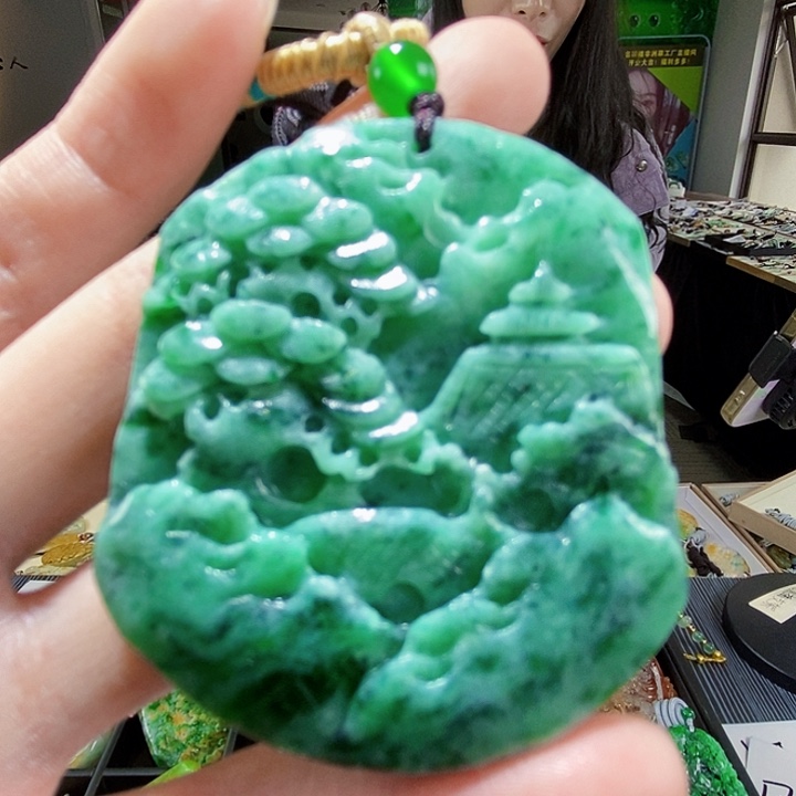 颈饰未镶嵌翡翠翡翠