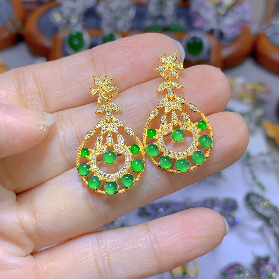 翡翠颈饰银S925镶嵌天然翡翠