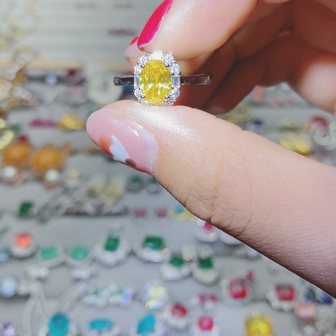 【闪购商品】托帕石耳饰银S925镶嵌