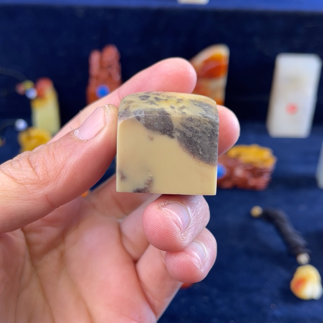 老挝石老挝水泥体