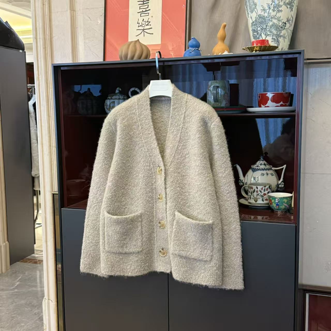 MYL 2025秋冬新品羊绒混纺银灰色针织开衫V领长袖大口袋针织上衣