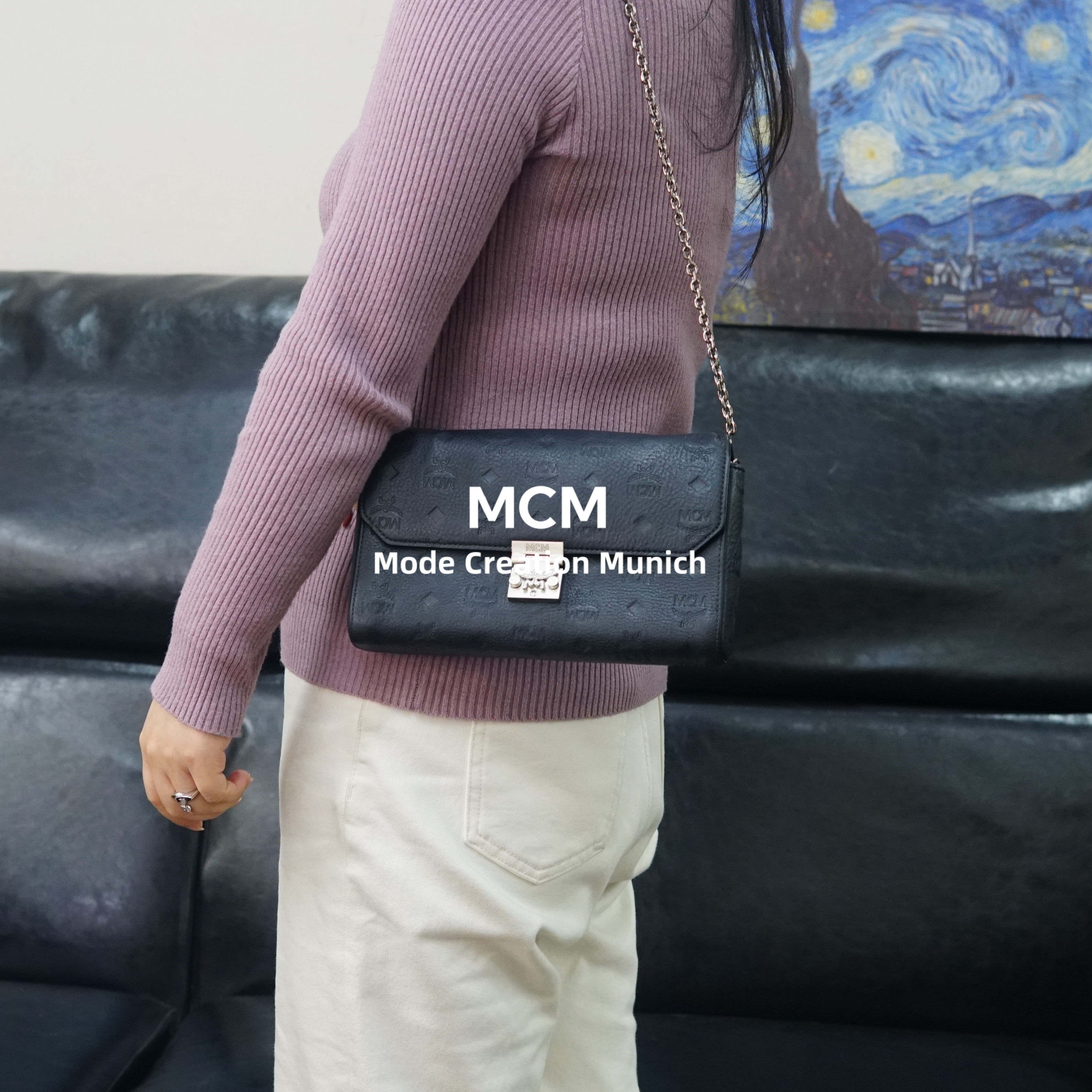 95新 MCM 黑色斜挎包/SD02520023/0023