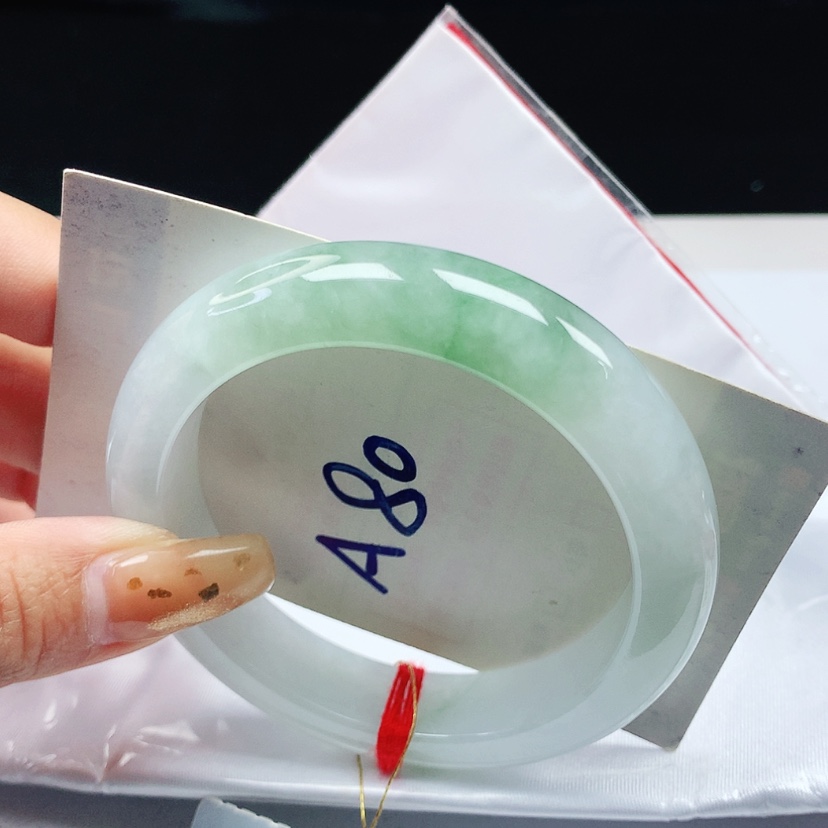 【闪购商品】翡翠手镯未镶嵌 正圈55+