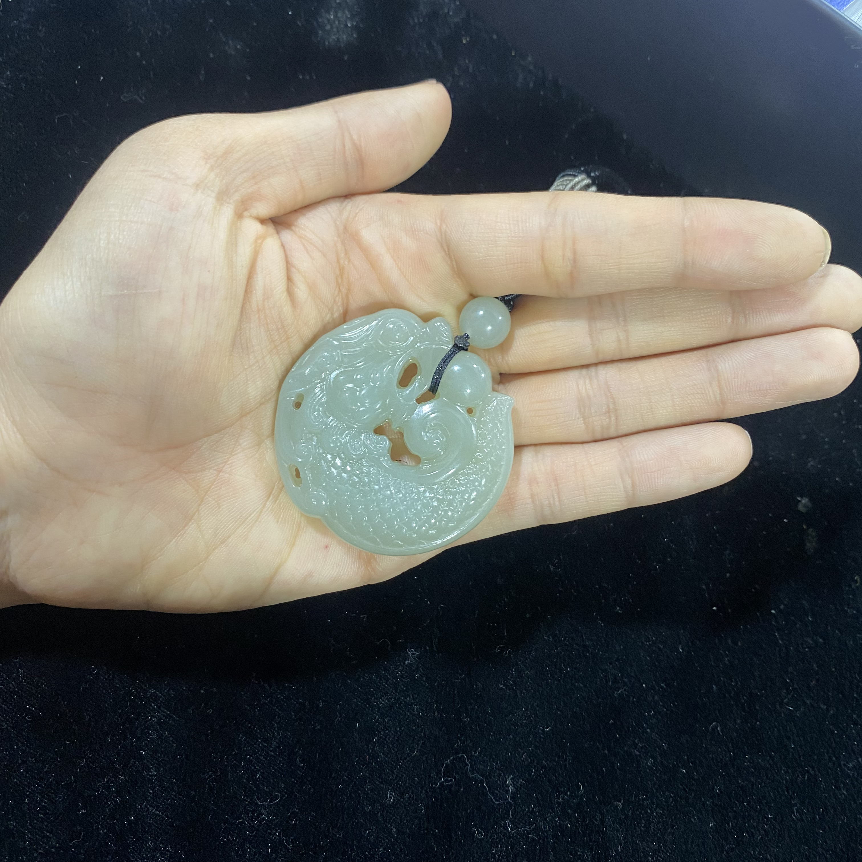 且末微色差近况把件