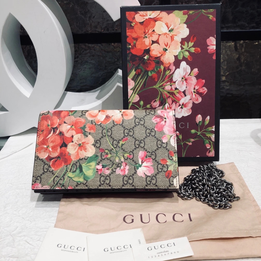 99新 GUCCI/古驰 古驰花卉链条包 25090088-08
