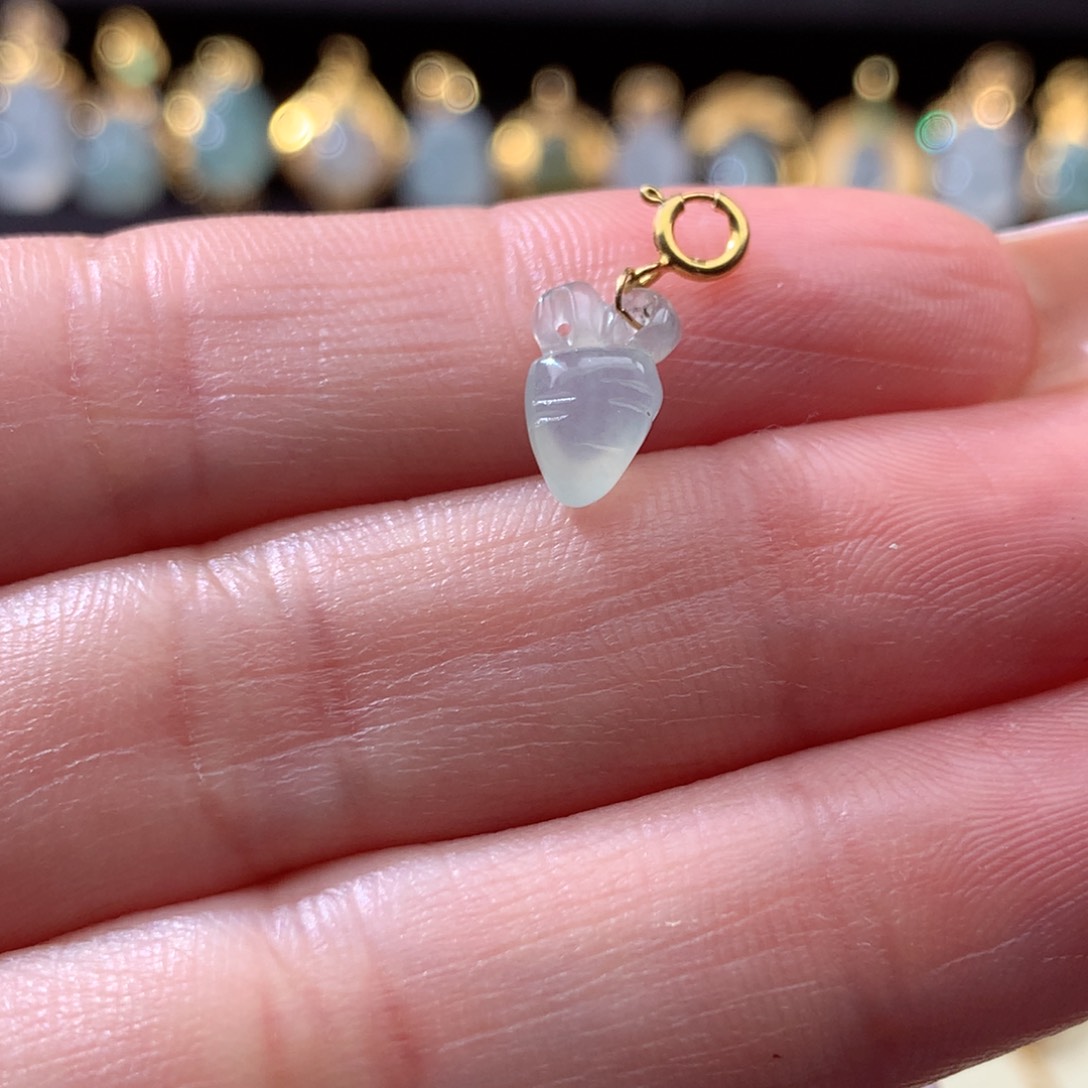 翡翠颈饰18K金镶嵌翡翠