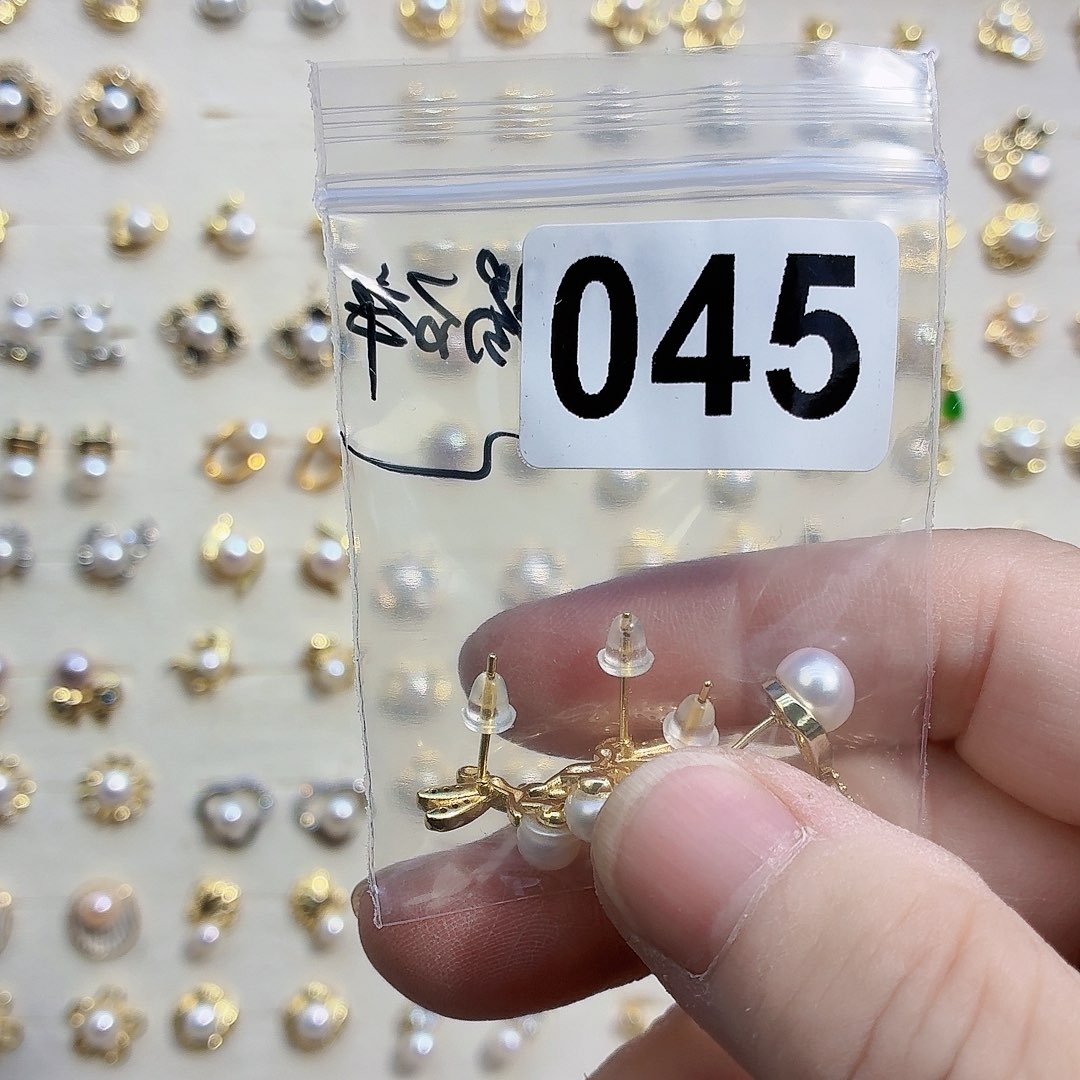 旋***胯淡水珍珠耳饰合金