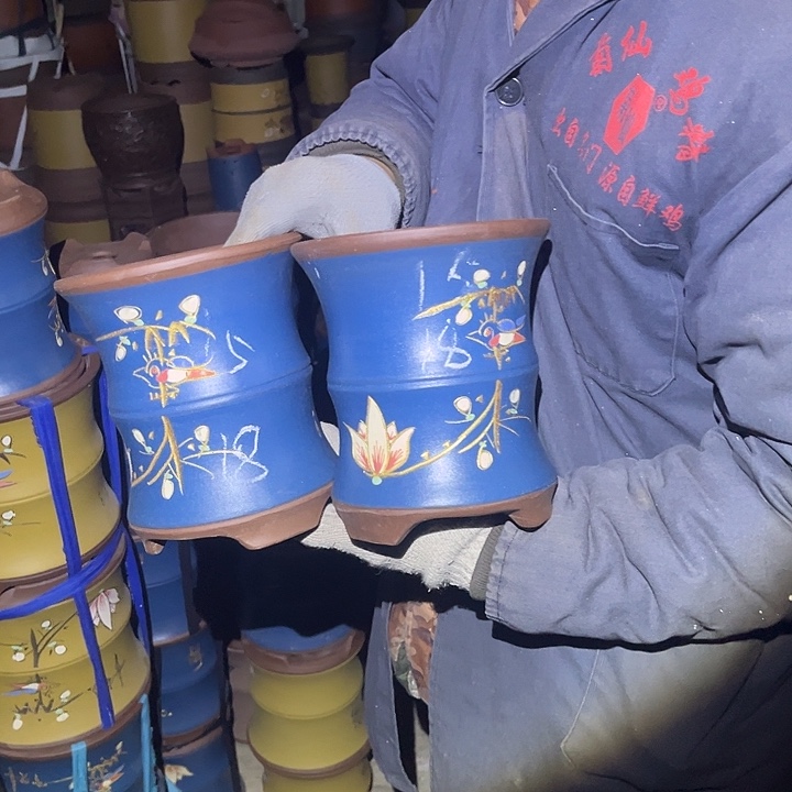 紫砂花盆紫砂花盆和小