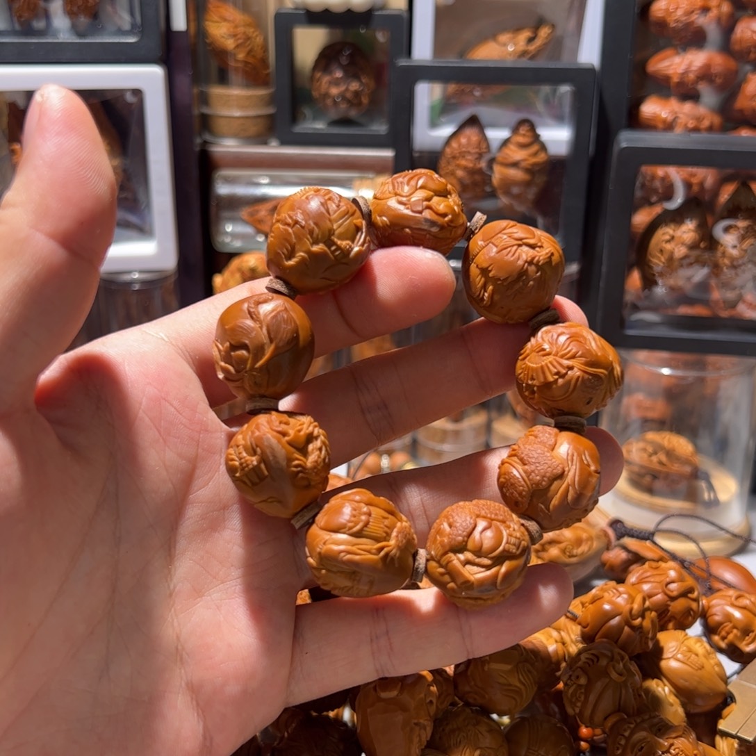 弓****橄榄核手串/手链金蟾山水