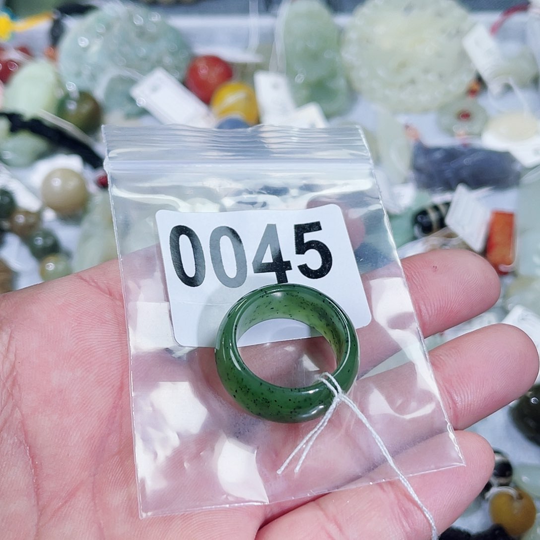 和田玉车挂未镶嵌